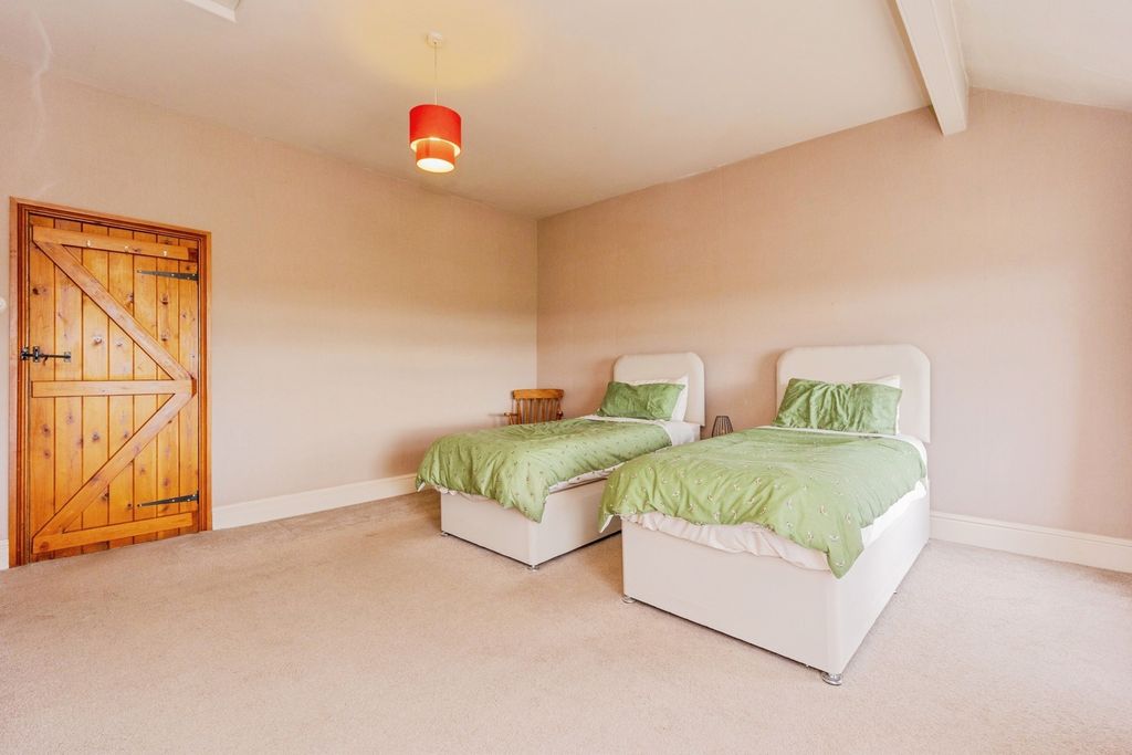Additional image 19 of 4 bed detached house for saleGrains Road, Shaw, Oldham, Greater Manchester OL2