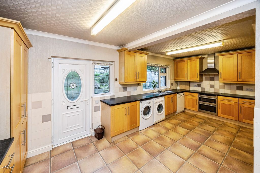 Property photo 3 of 31 14Kahalifax-230926-6