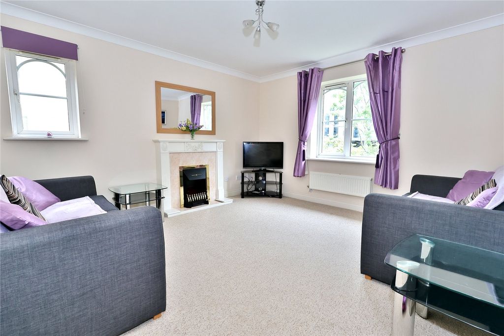 Property photo 3 of 14 Picture No. 07