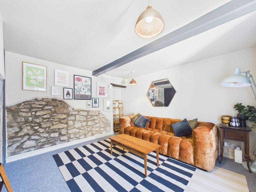 Property photo 3 of 24