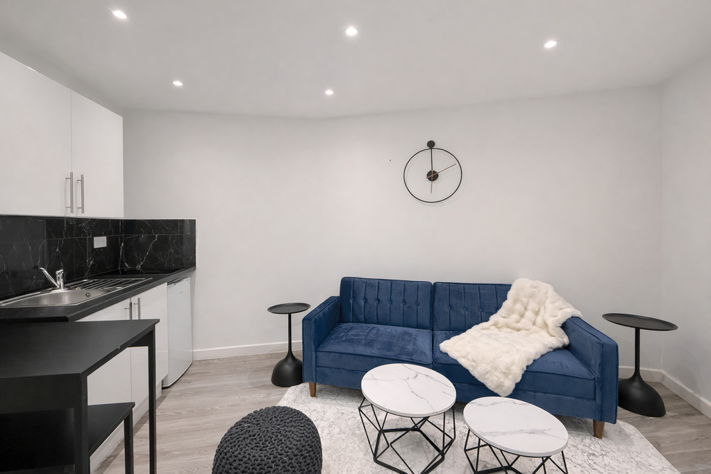 Property photo 1 of 5