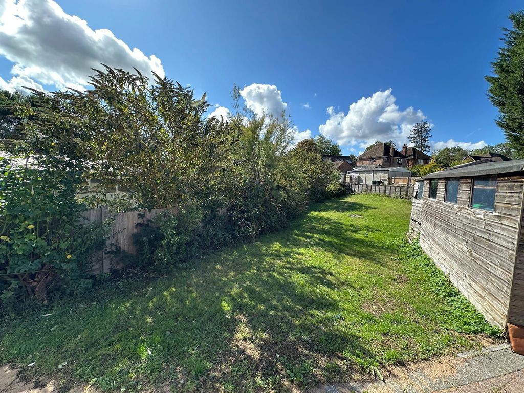 Property photo 3 of 18