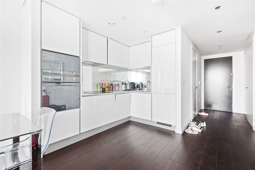 Property photo 3 of 9 Picture No. 06