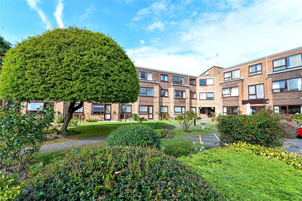 Property photo 1 of 15 Picture No. 17