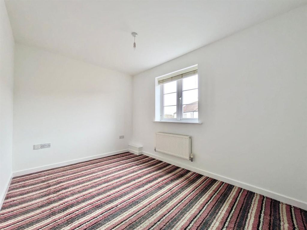 Additional image 6 of 2 bed flat for saleMulholland Way, Highbridge TA9