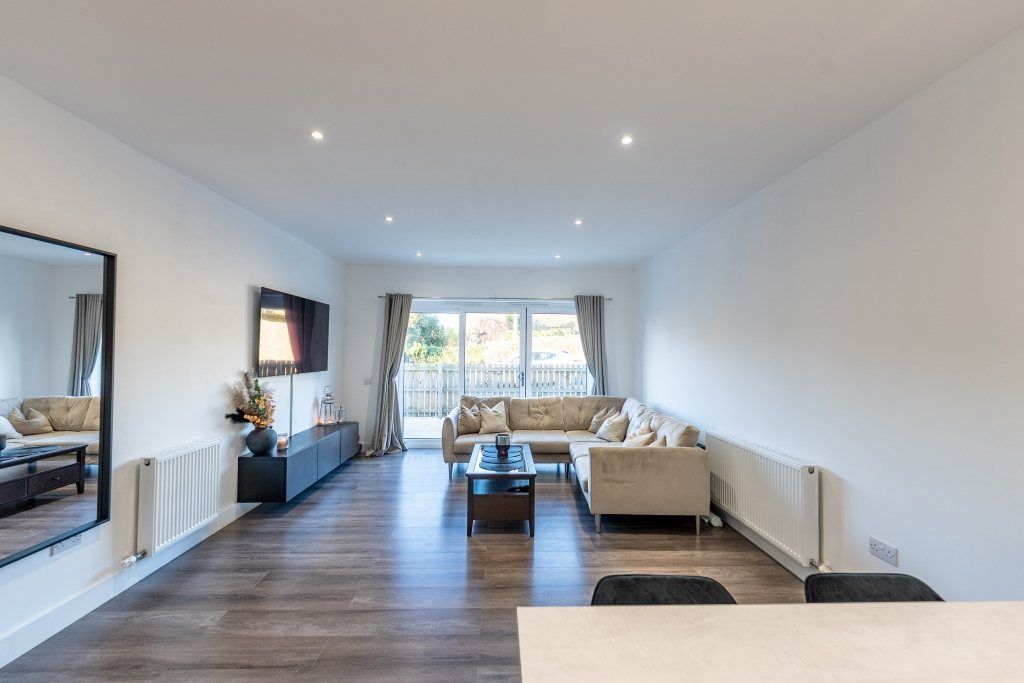 Property photo 2 of 26 Gallery