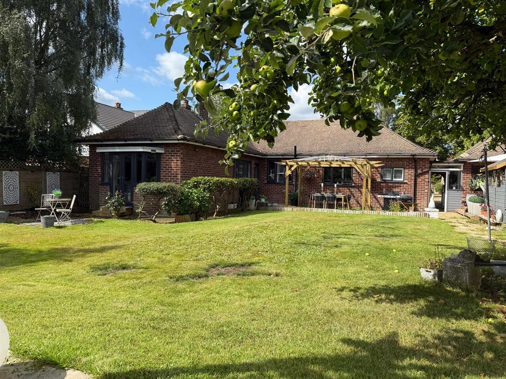 Property photo 2 of 26