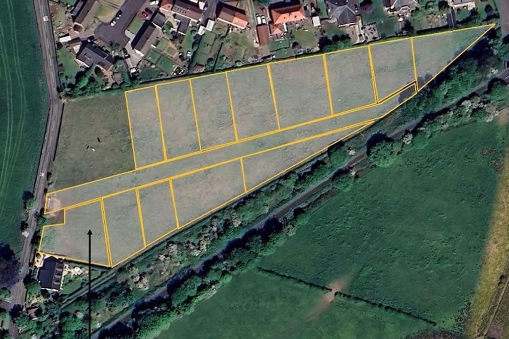 Property photo 2 of 7