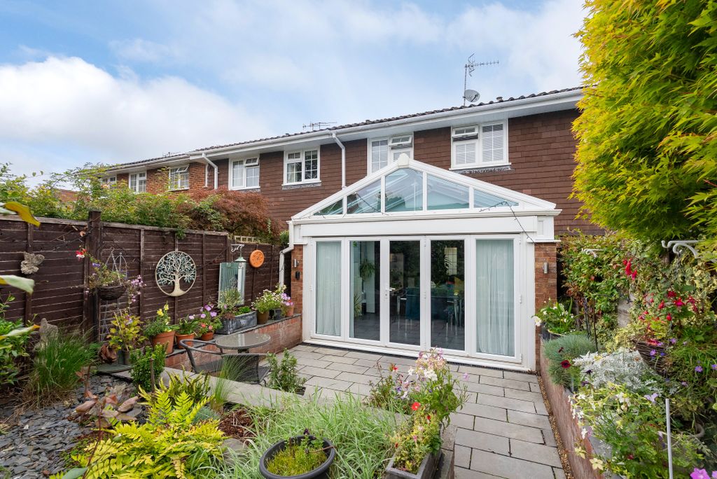 Property photo 1 of 12 Dsc00362