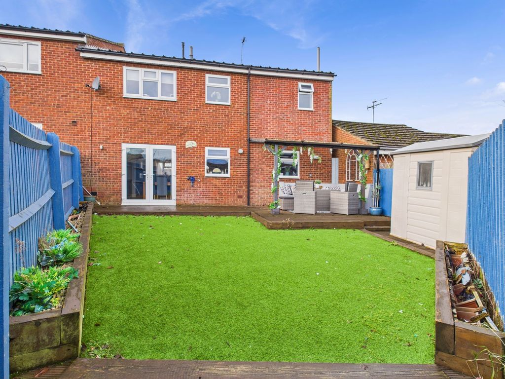 Property photo 2 of 24