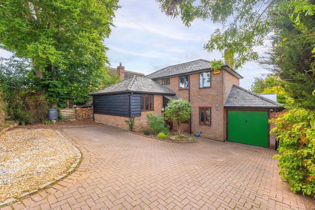 Property photo 1 of 21