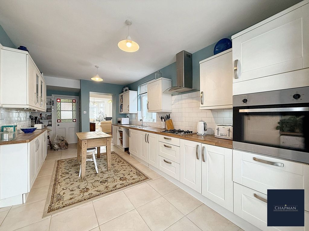 Additional image 9 of 3 bed terraced house to rentCemetery Road, Porth CF39