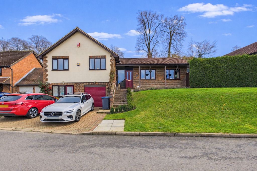 Property photo 1 of 23