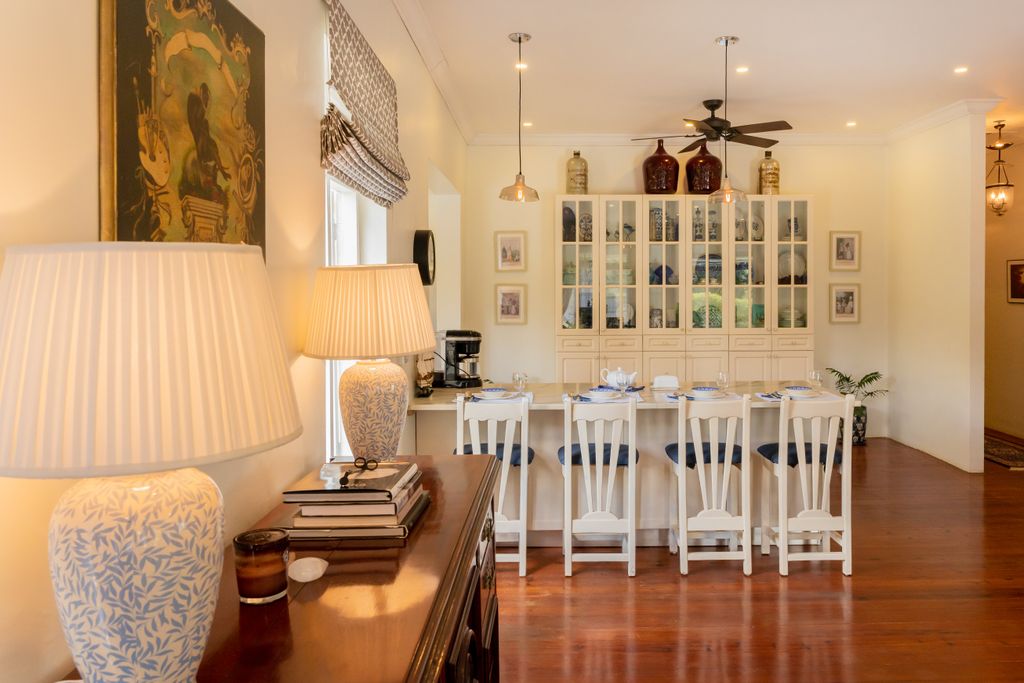 Property photo 3 of 25