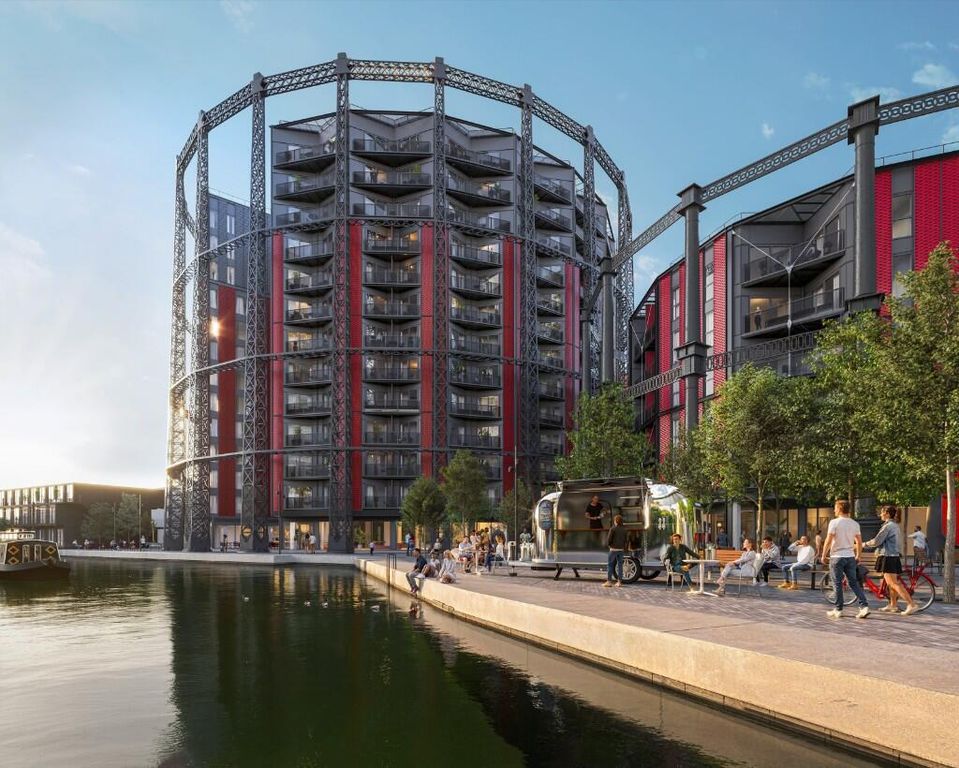 Property photo 1 of 18 Exterior