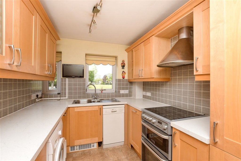 Property photo 1 of 16 Kitchen