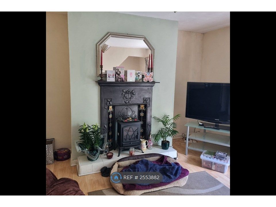 Property photo 2 of 22 Fireplace