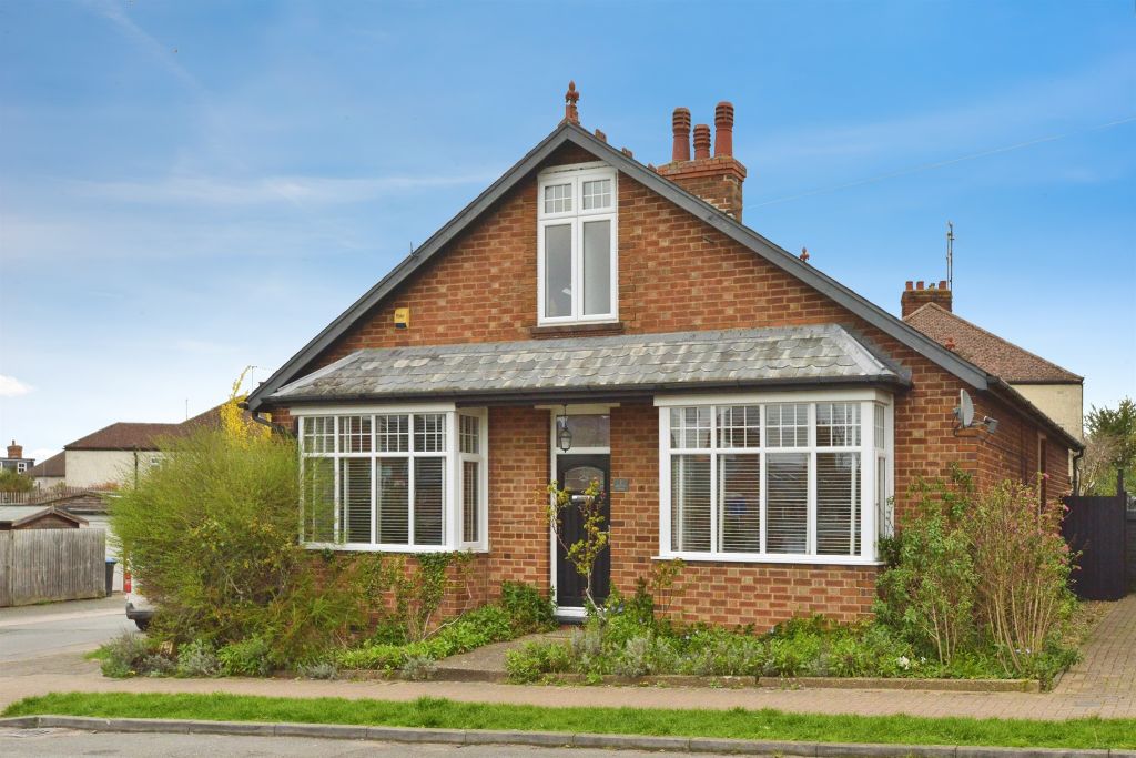 Property photo 1 of 20