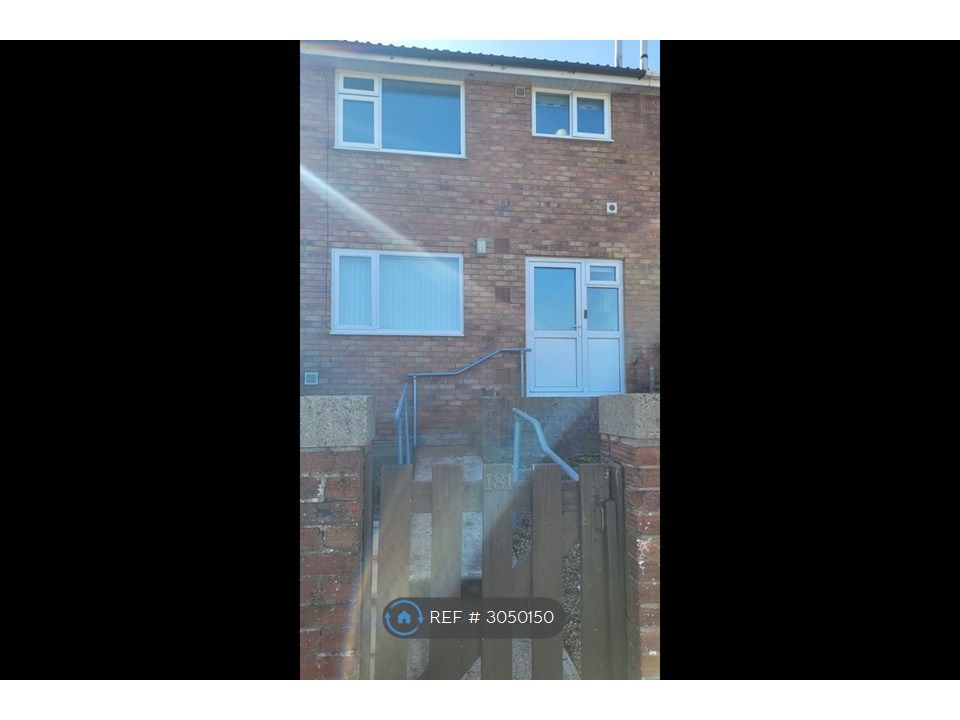 Property photo 2 of 24