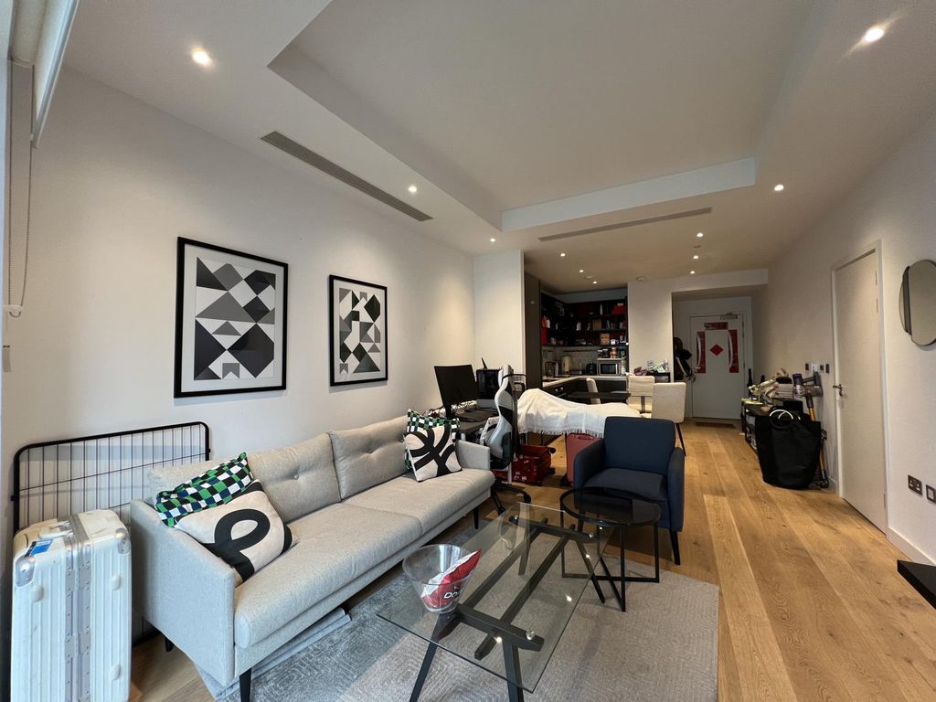 Property photo 2 of 12