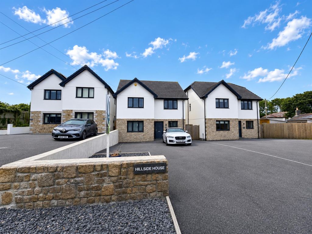 Property photo 1 of 28 0F197C2B-6606-4370-Aa61-E3740611Fb74.Png
