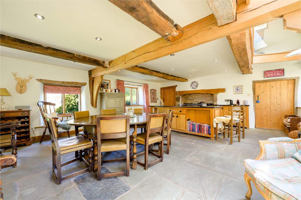 Property photo 2 of 23 The Farmhouse Woodhouse Farm-20