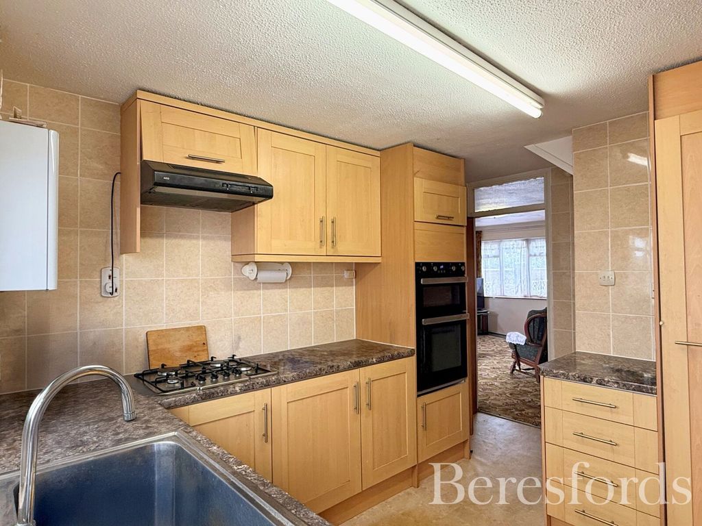 Property photo 2 of 26 Picture No. 15