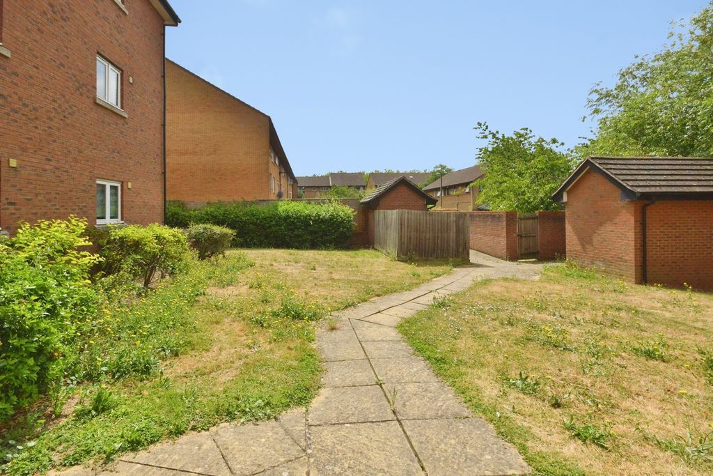 Property photo 3 of 20 Pbox-Img.Jpg