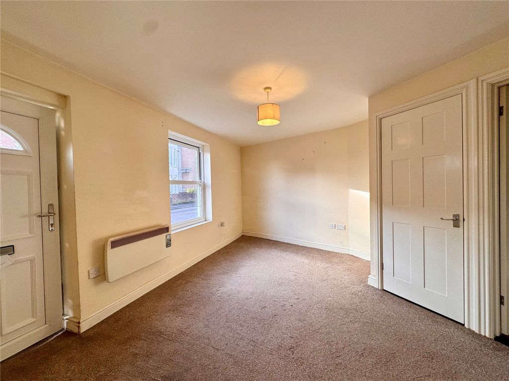 Property photo 2 of 15 Picture No. 05