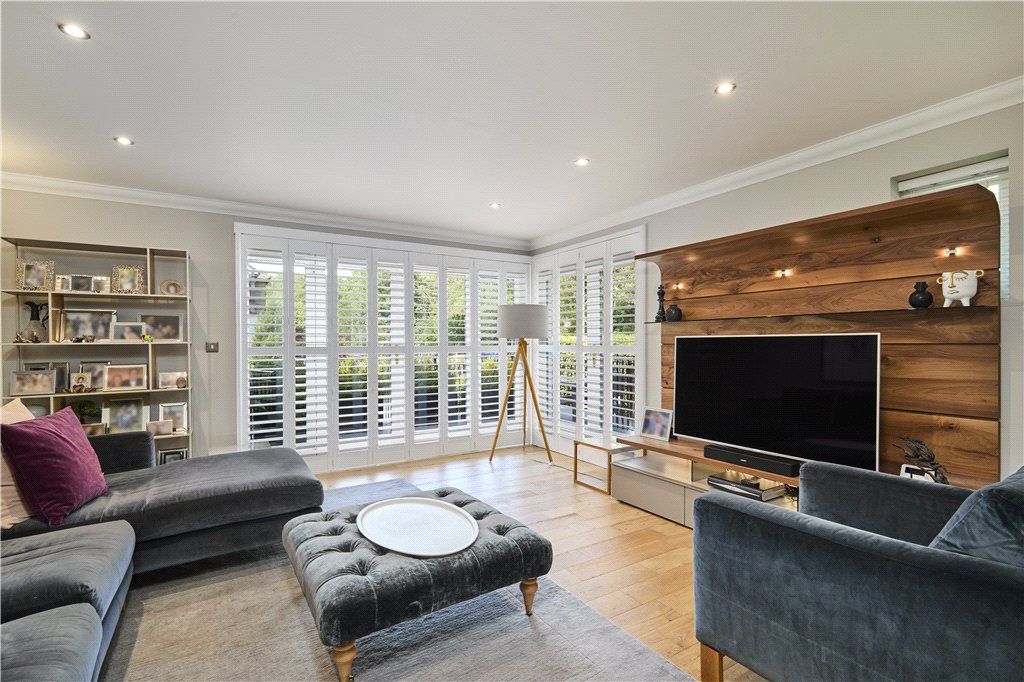 Additional image 6 of 2 bed flat for saleMiddleton Avenue, Ilkley, West Yorkshire LS29