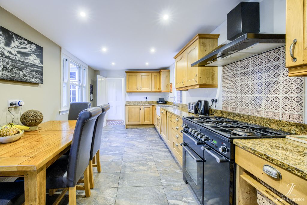 Property photo 1 of 19 Pxt41936-Hdr(3)