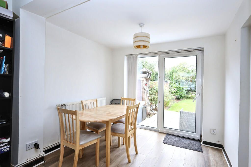 Property photo 3 of 10 Gallery