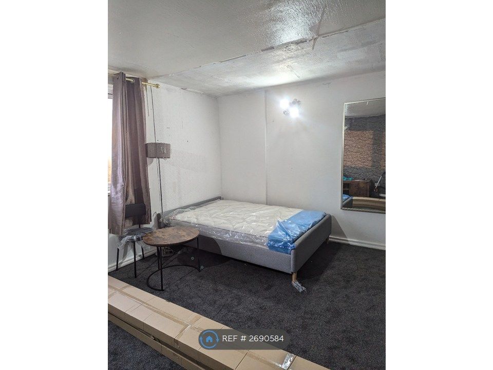 Property photo 3 of 27