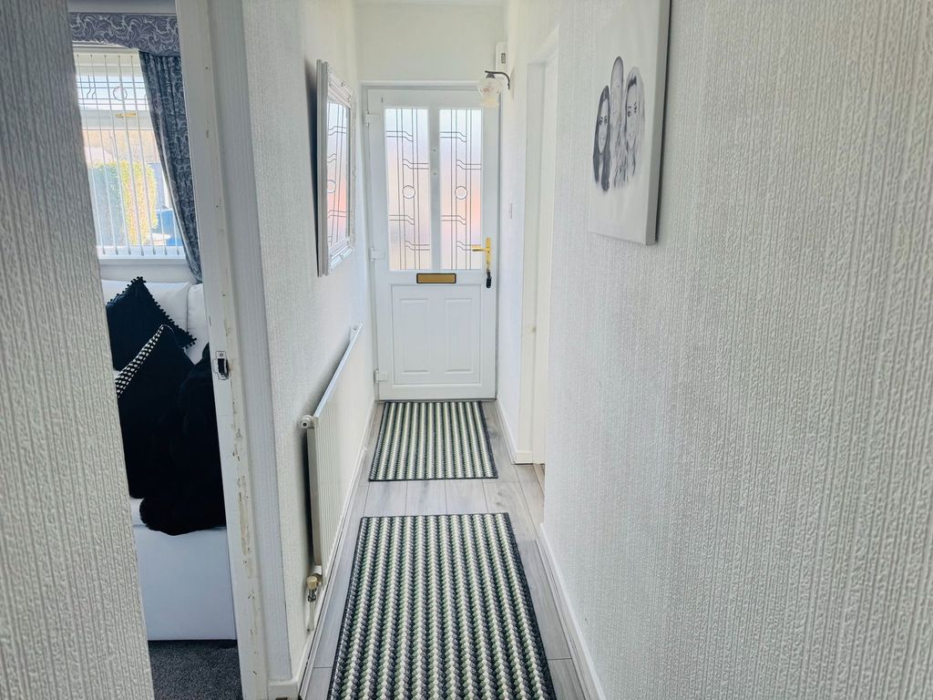 Property photo 3 of 26