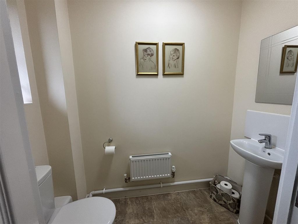Property photo 2 of 15 WC