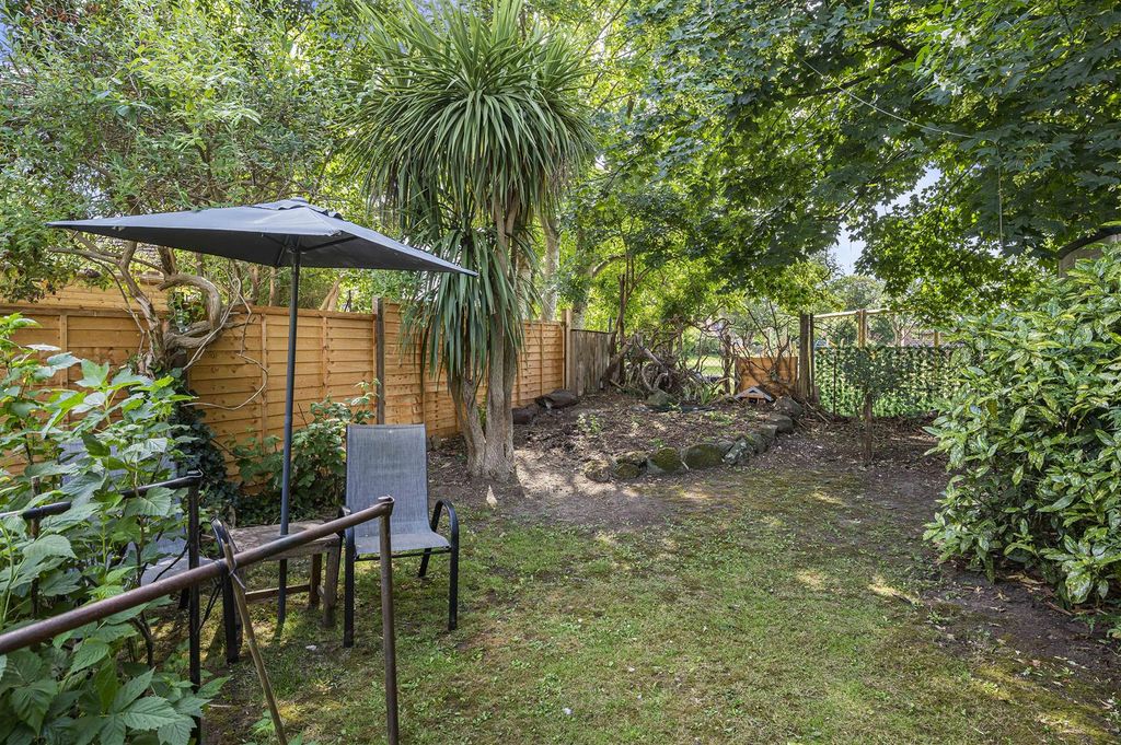 Property photo 2 of 22 Rear Garden