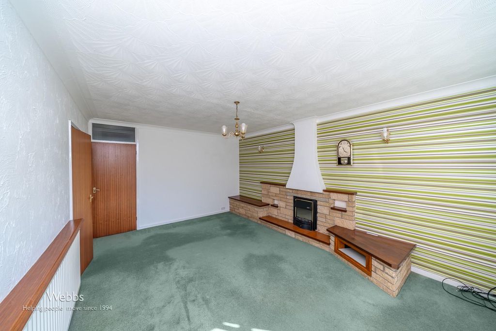 Property photo 2 of 21 Â© Webbs Estate Agents Â© (93 Of 94).Jpg