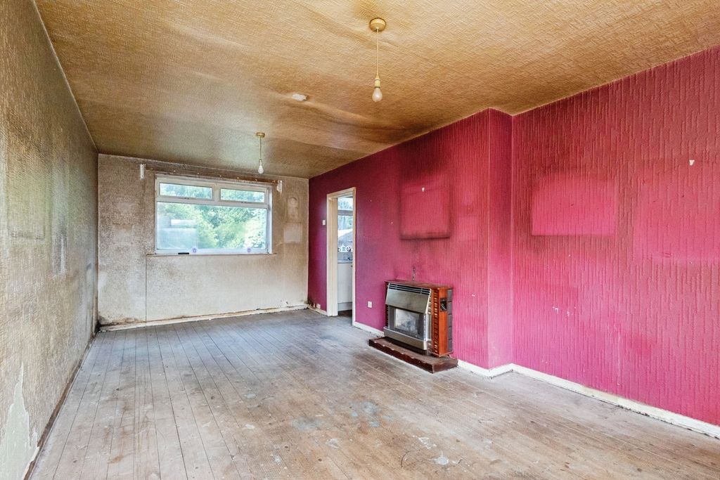 Property photo 2 of 15 Photo