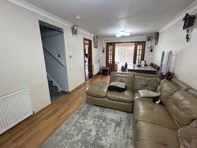 Property photo 3 of 14 Picture No. 16