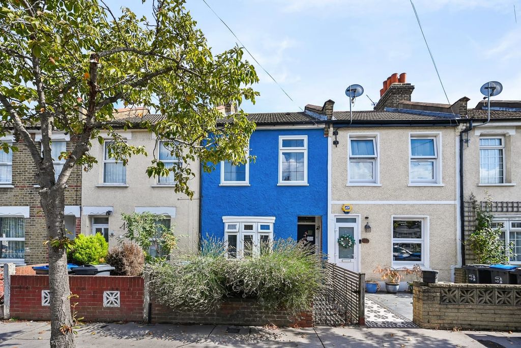 Property photo 1 of 10