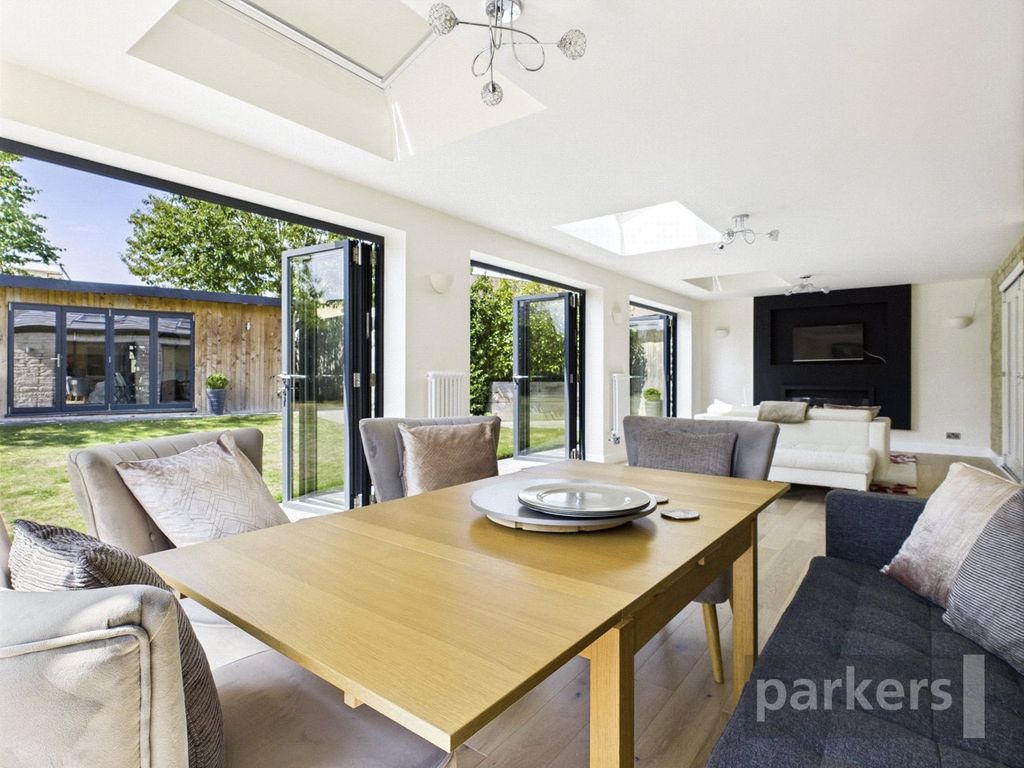 Property photo 1 of 23 Picture No. 60
