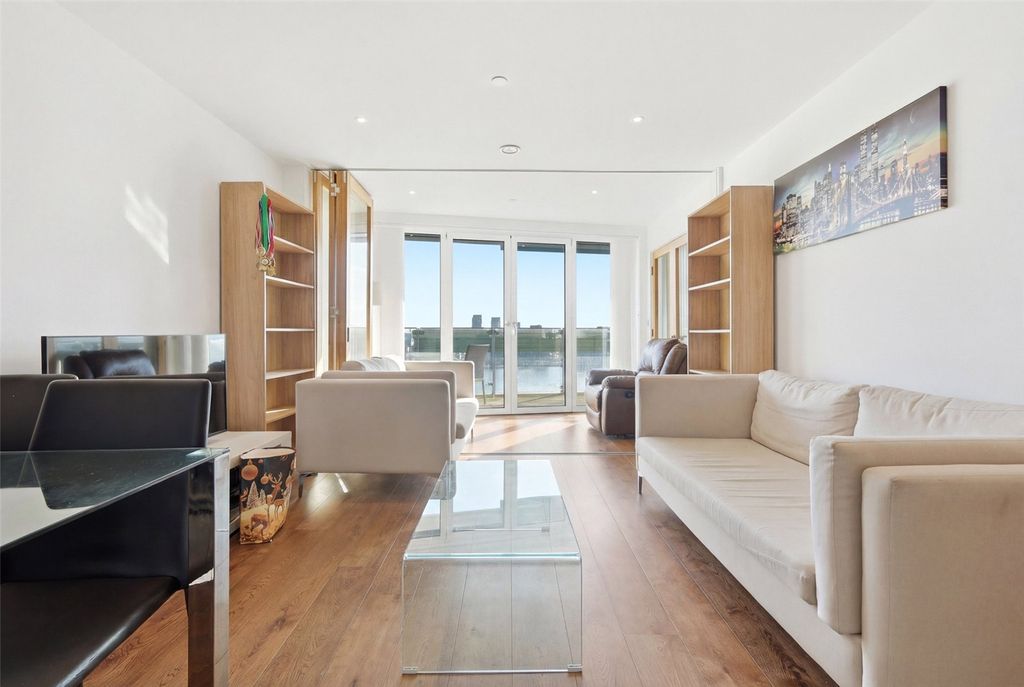 Property photo 2 of 10 Picture No. 12