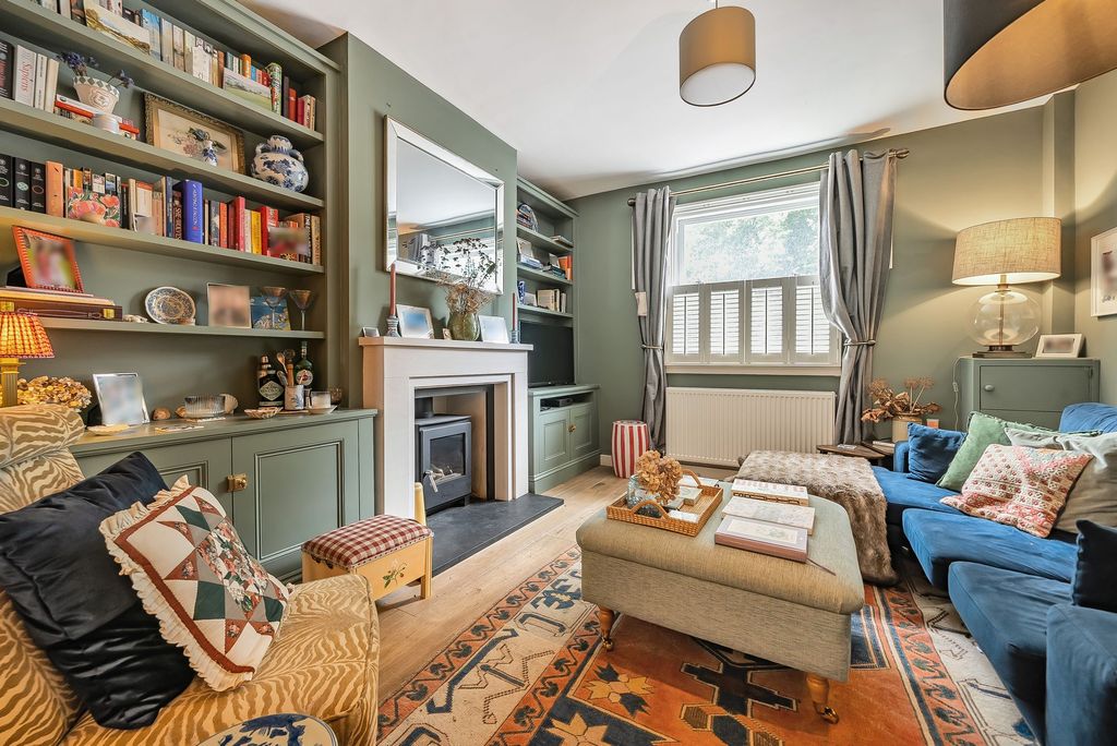 Property photo 1 of 15