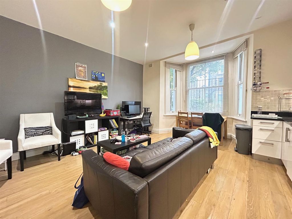 Property photo 3 of 7 Reception 2.Jpg