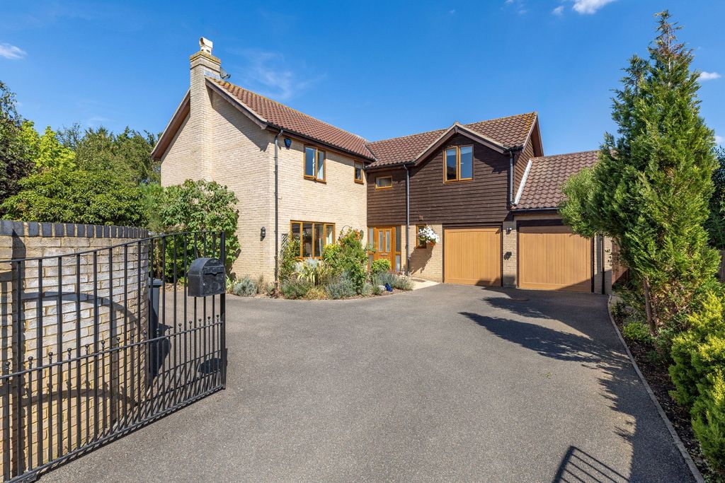 Property photo 1 of 15
