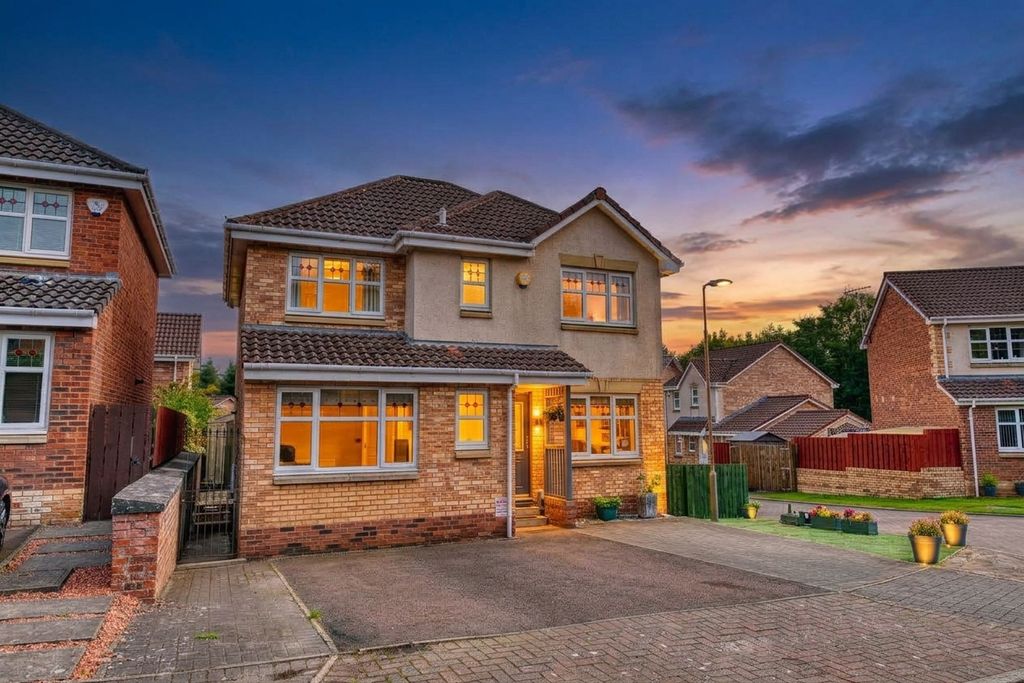 Property photo 1 of 46