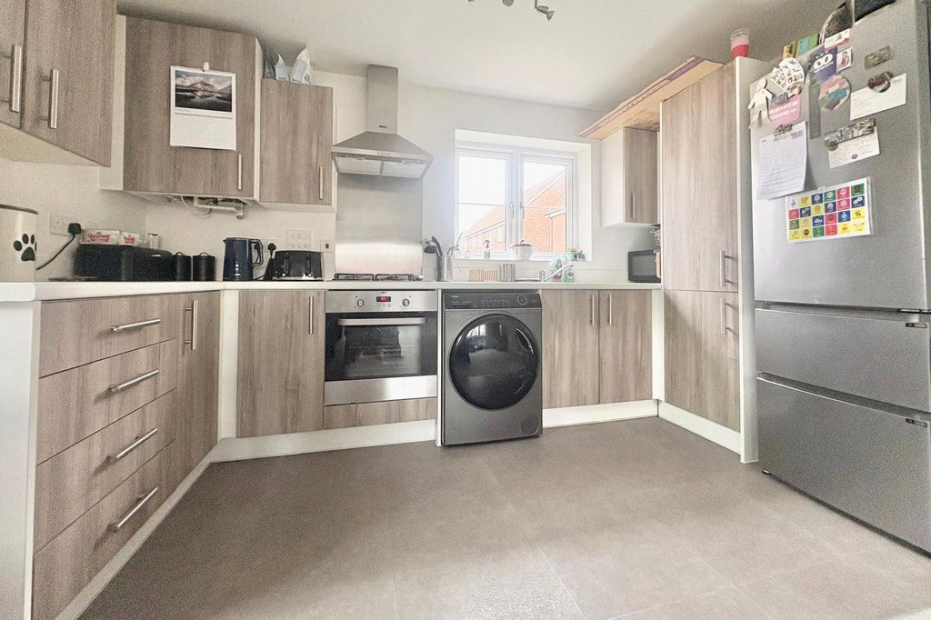 Property photo 2 of 9 Picture No. 07