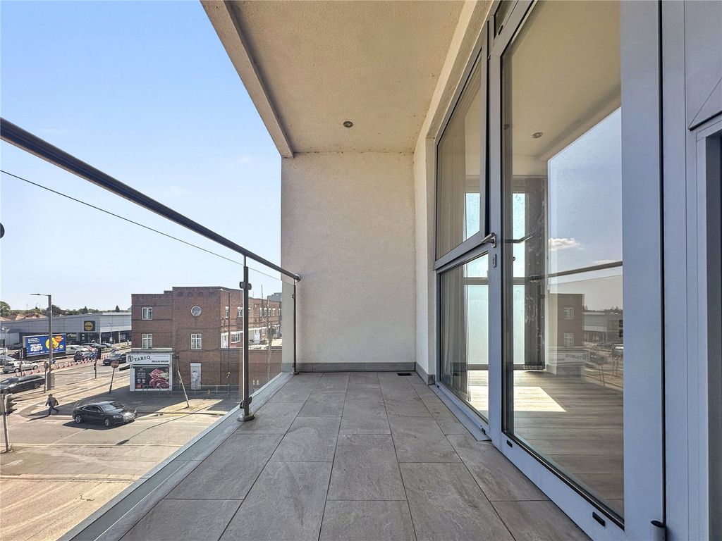 Property photo 3 of 9 Picture No. 21