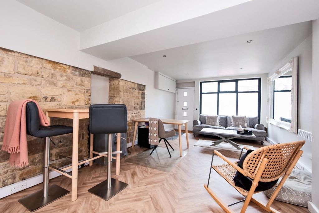 Property photo 2 of 15 Commercial 7.Jpg