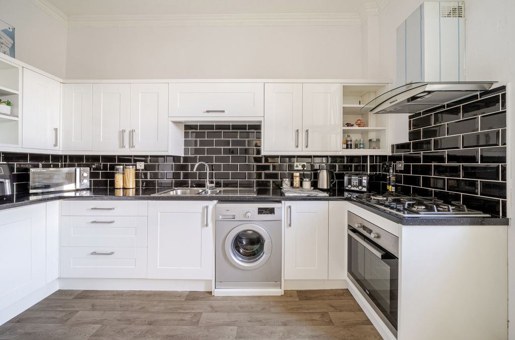 Property photo 2 of 22 1438634-2-69Dd246...